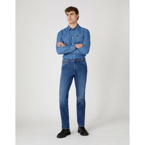 Wrangler férfi farmering- Slim Fit-Mid stone